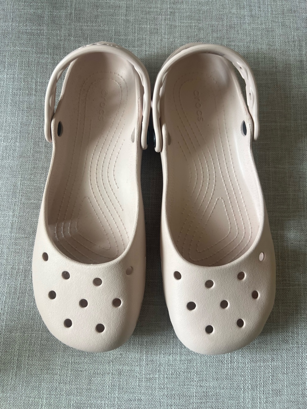 CROCS pink ballet flats, women’s 9, casual outdoors preppy w/strap